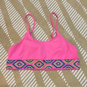 SHEIN Bright Pink Ribbed Bikini Top Geometric Under-Bust Band – Size Small EUC